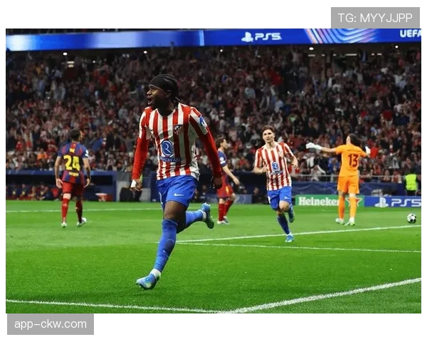 欧冠半决赛赛程确定：首回合4月28日巴黎vs拜仁，4月29日马竞vs阿森纳